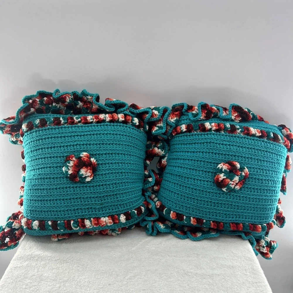 Decorative Pillows Handmade Crocheted Throw Pillows 3D Decor Teal Knit‎ Ruffles